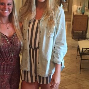 American Eagle button down